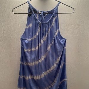 INC sleevles halter top